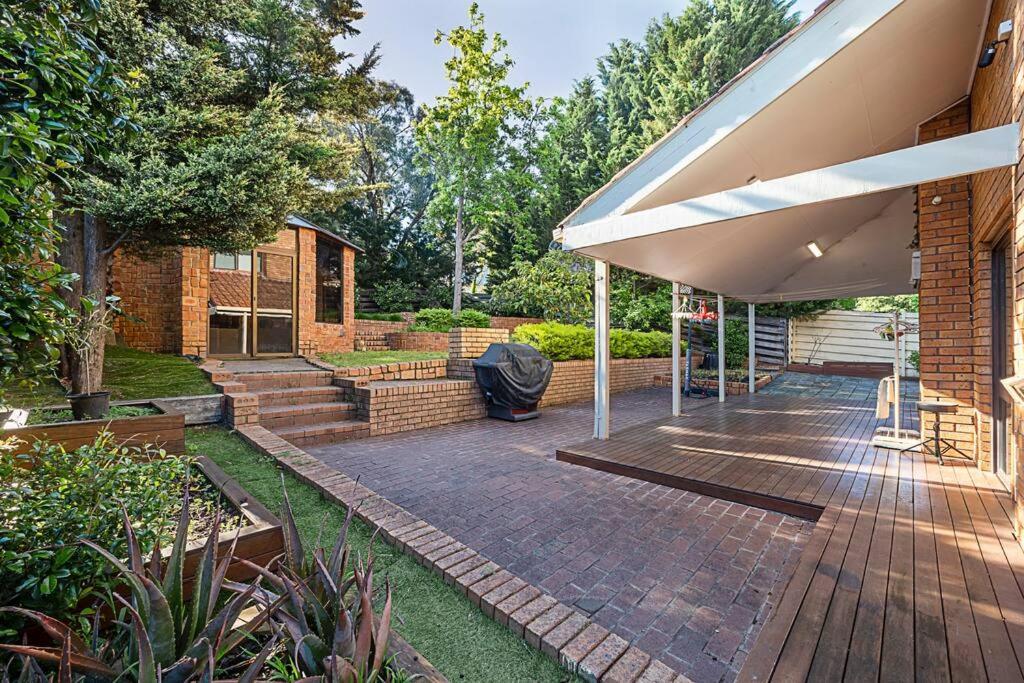 Villa Magnificent House With Stunning View