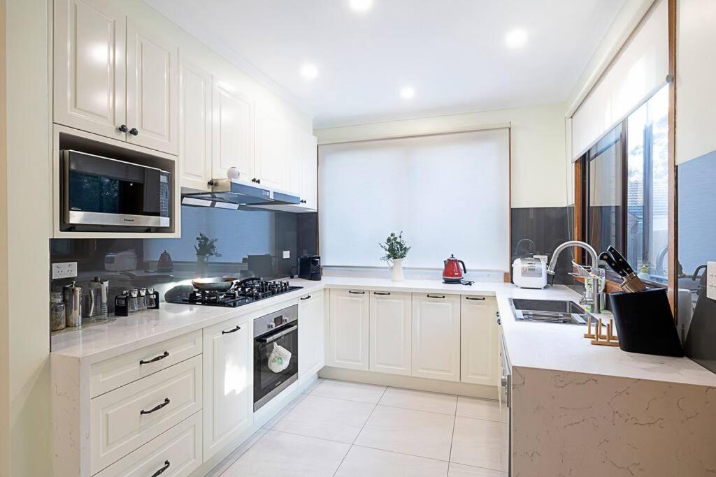 Magnificent House With Stunning View Villa Eltham
